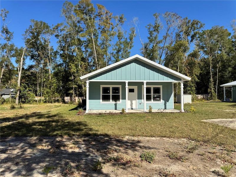 Exterior details and patio area of a home in , Trenton (Image 16).