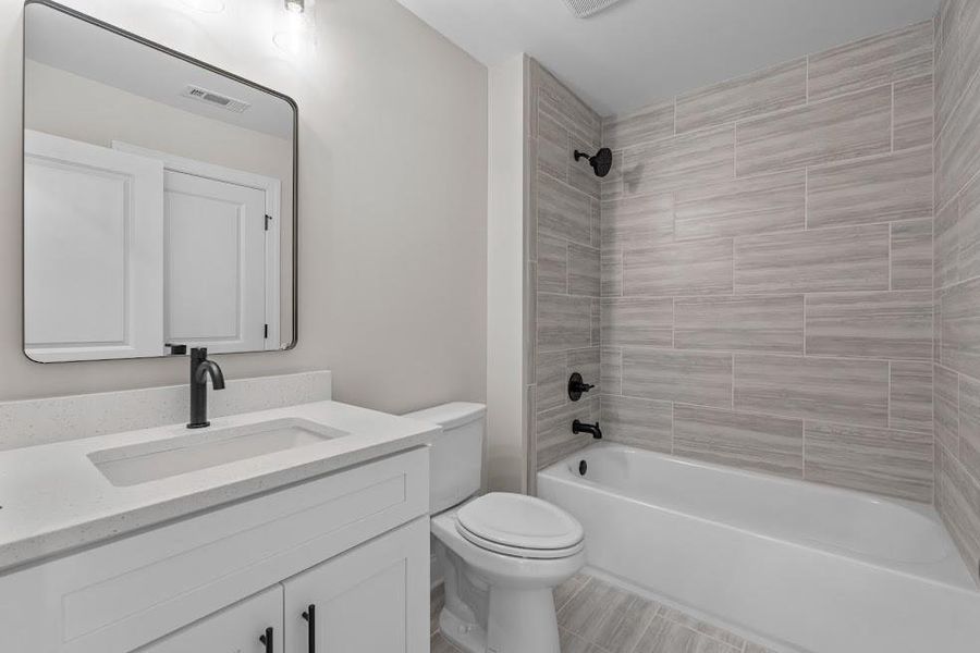 Furnished interior view inside a new home in , Carrollton (Image 15).