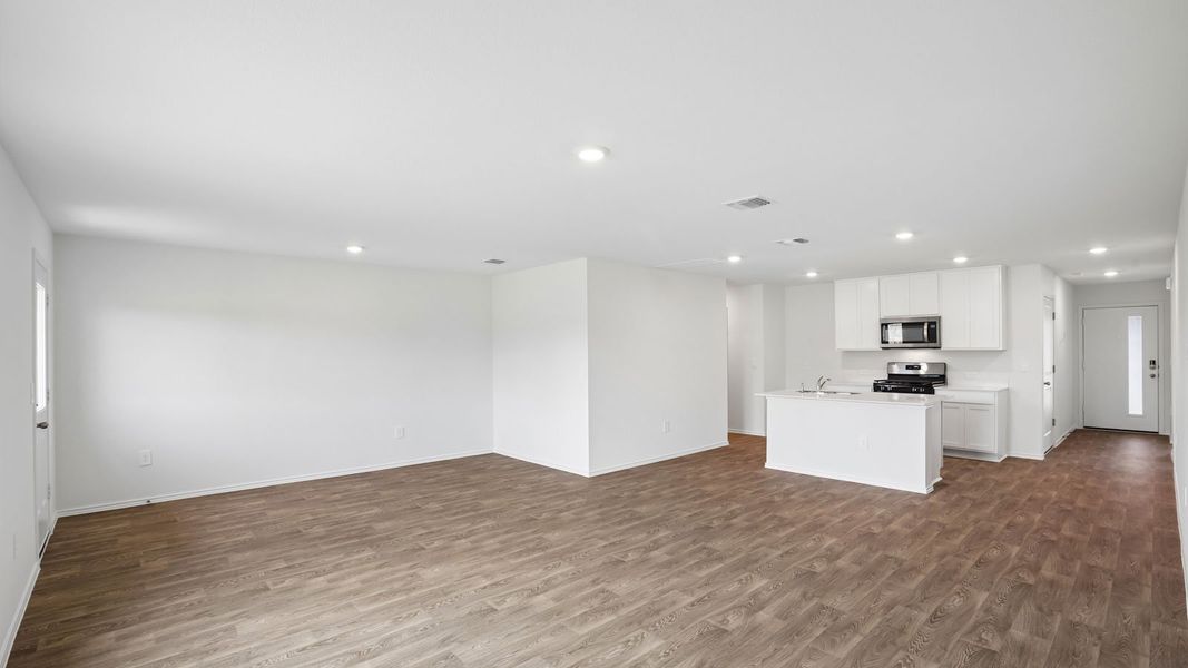 Spacious, unfurnished interior of a new home in Trails at Wildhorse, Austin (Image 11). Spacious, unfurnished interior of a new home in Trails at Wildhorse, Austin (Image 11).