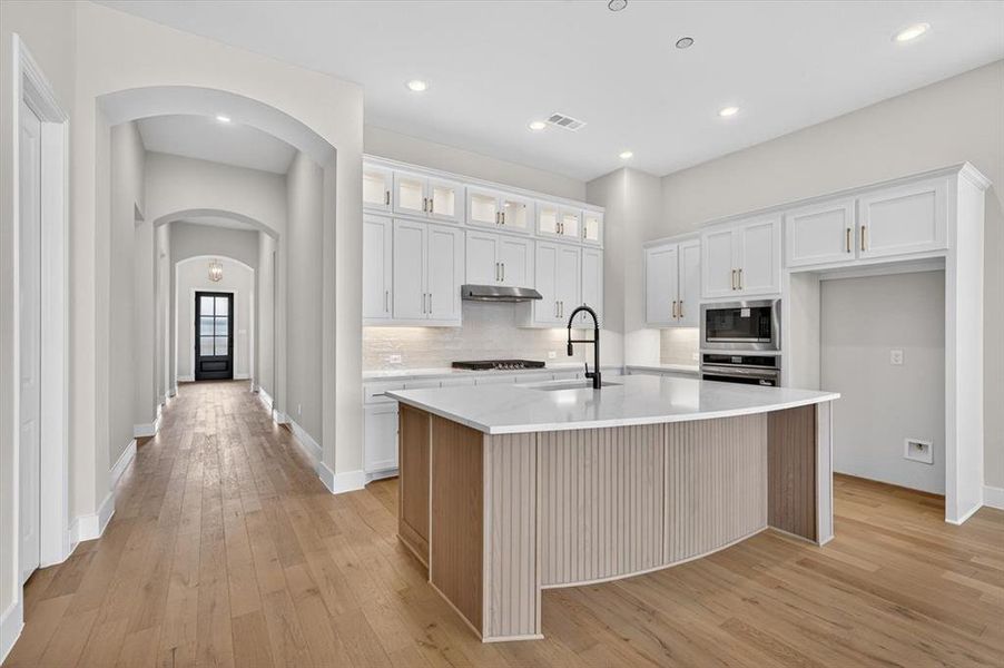Furnished interior view inside a new home in Trinity Falls, McKinney (Image 9).