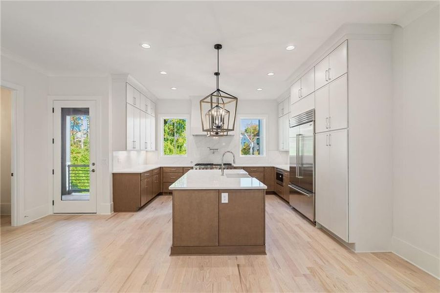Furnished interior view inside a new home in , Alpharetta (Image 9).