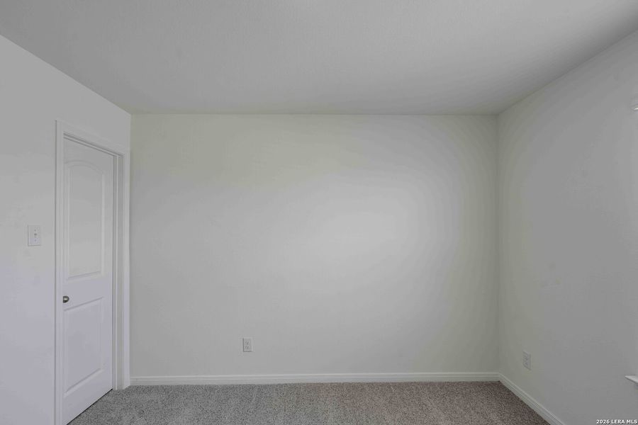 Spacious, unfurnished interior of a new home in , San Antonio (Image 20).