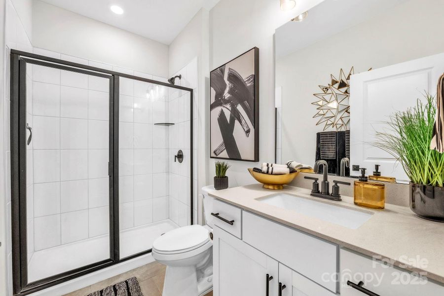 Full guest bath (main level)