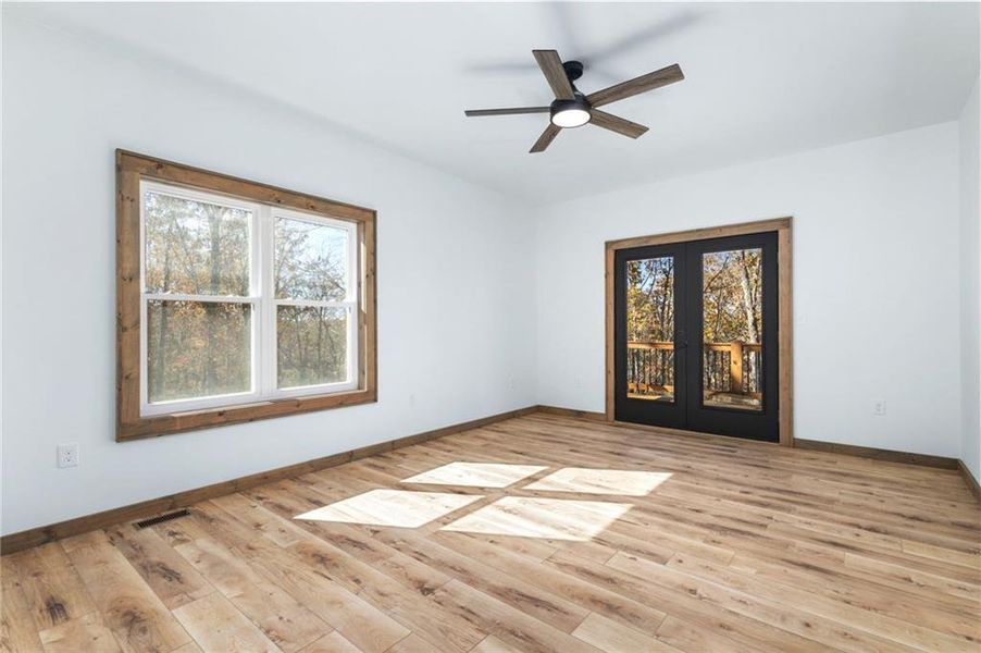 Spacious, unfurnished interior of a new home in , Ellijay (Image 32).