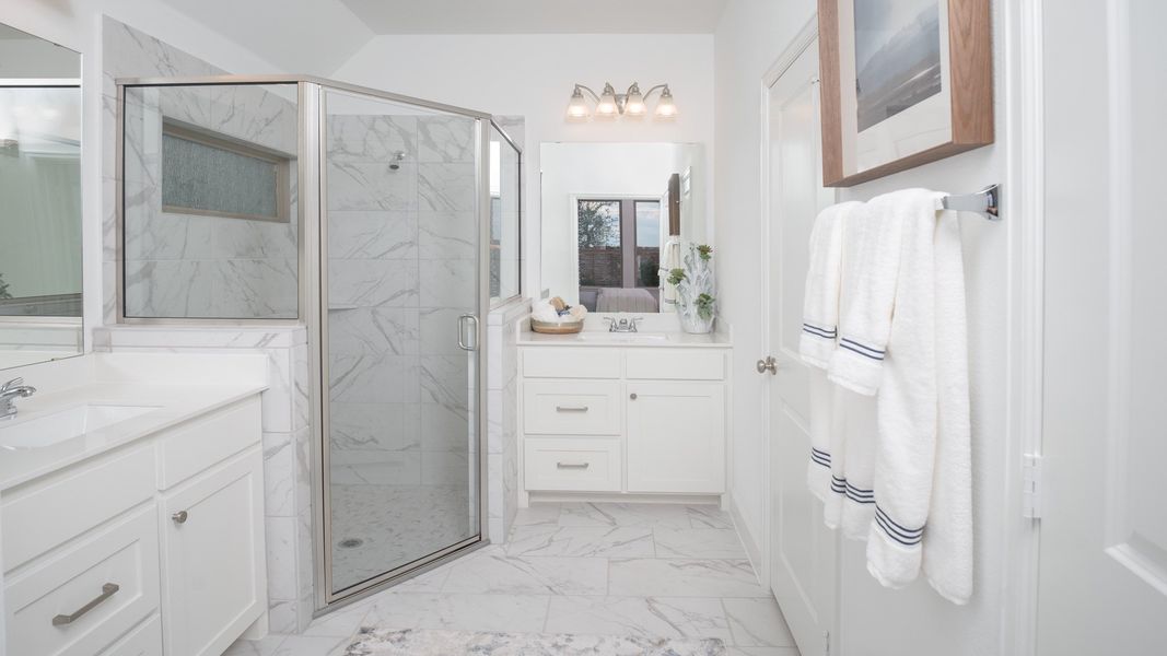 Furnished interior view inside a new home in Brookewater, Rosenberg (Image 28).