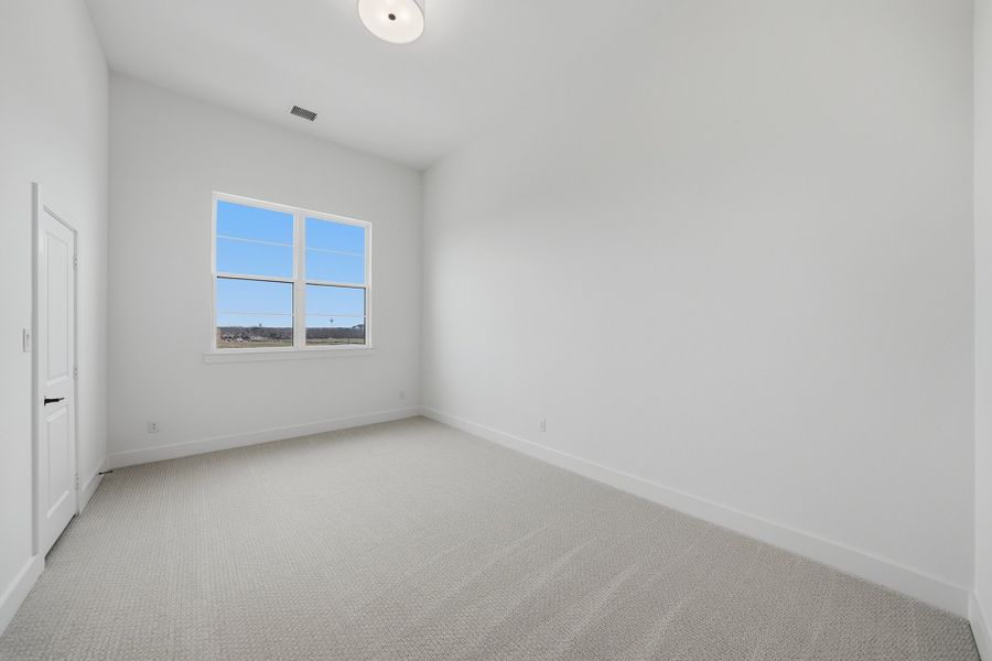 Spacious, unfurnished interior of a new home in Park Place - 80' Lots, Prosper (Image 35). Spacious, unfurnished interior of a new home in Park Place - 80' Lots, Prosper (Image 35).