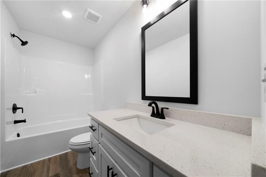 Furnished interior view inside a new home in , Dallas (Image 7).