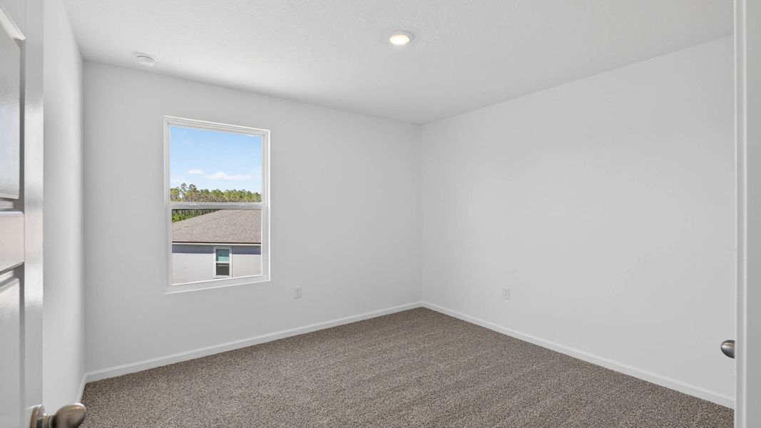 Representative unfurnished interior of a home built from the Robie by D.R. Horton in Copes Landing, Jacksonville (Image 29).