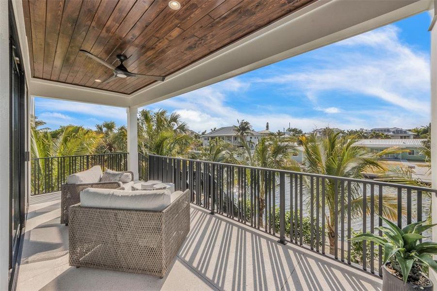 Exterior details and patio area of a home in , Anna Maria (Image 31).