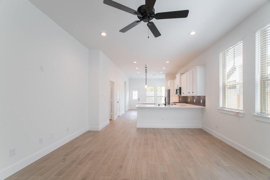 Furnished interior view inside a new home in , Conroe (Image 8). Furnished interior view inside a new home in , Conroe (Image 8).