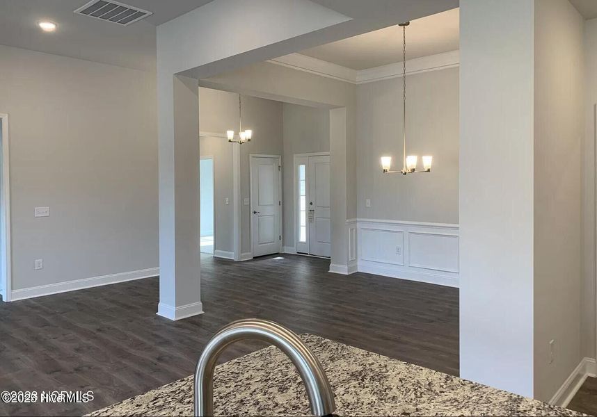 Image 6 of a home in Belle Oaks. Image 6 of a home in Belle Oaks.