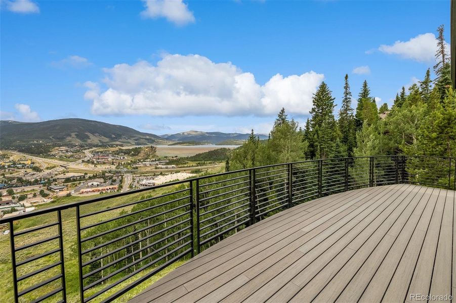 Image 43 of a home in .