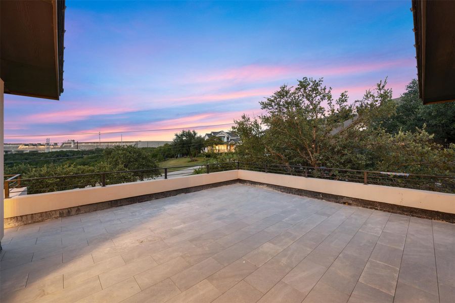 Spacious front terrace ready for a fire pit to enjoy the Texas sunsets. Spacious front terrace ready for a fire pit to enjoy the Texas sunsets.