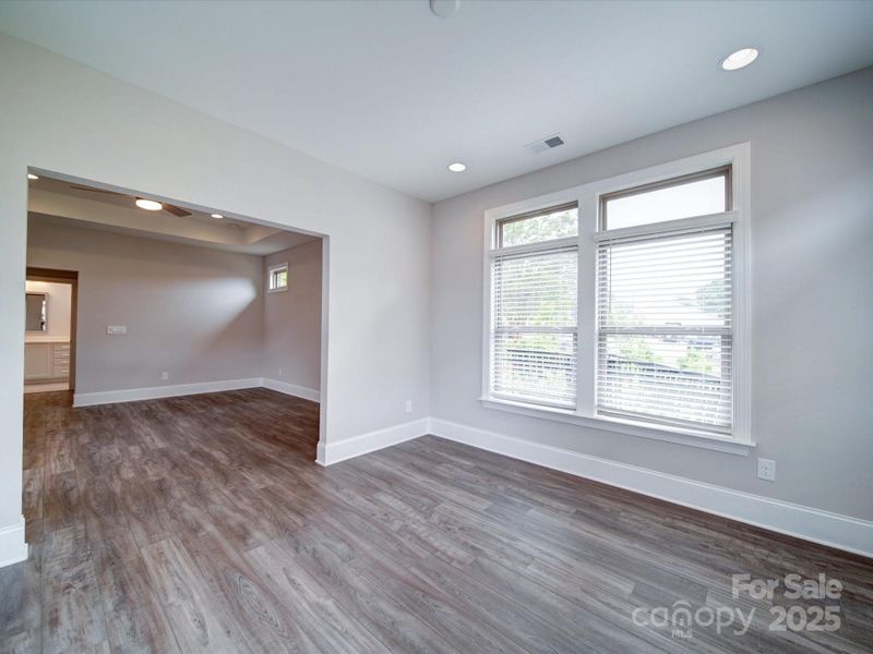 Spacious, unfurnished interior of a new home in The Courtyards on New Hope, Gastonia (Image 32).