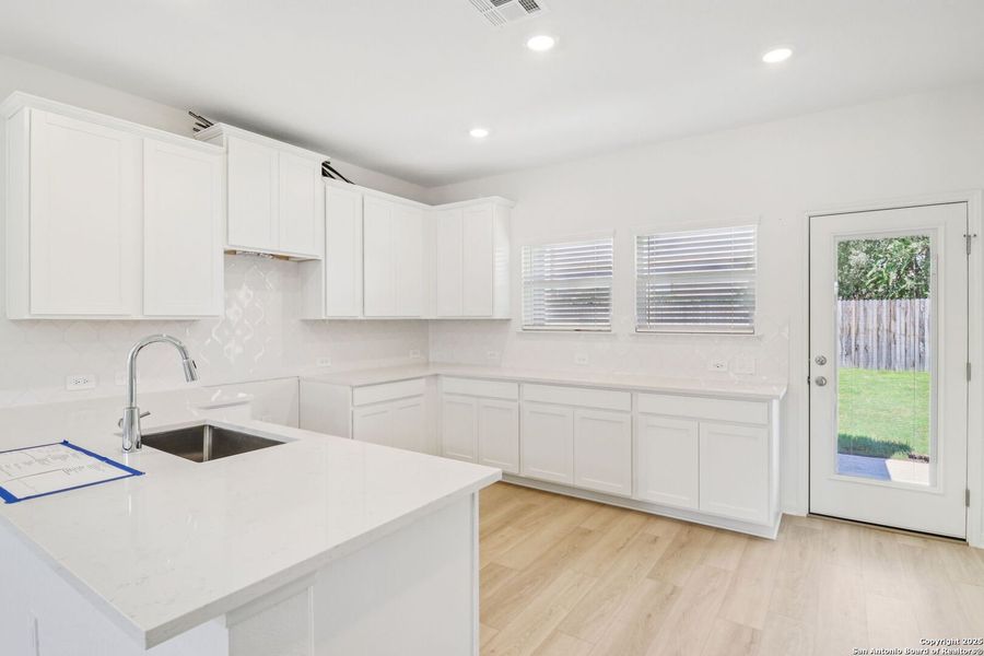 Furnished interior view inside a new home in Thomas Pond, San Antonio (Image 9). Furnished interior view inside a new home in Thomas Pond, San Antonio (Image 9).