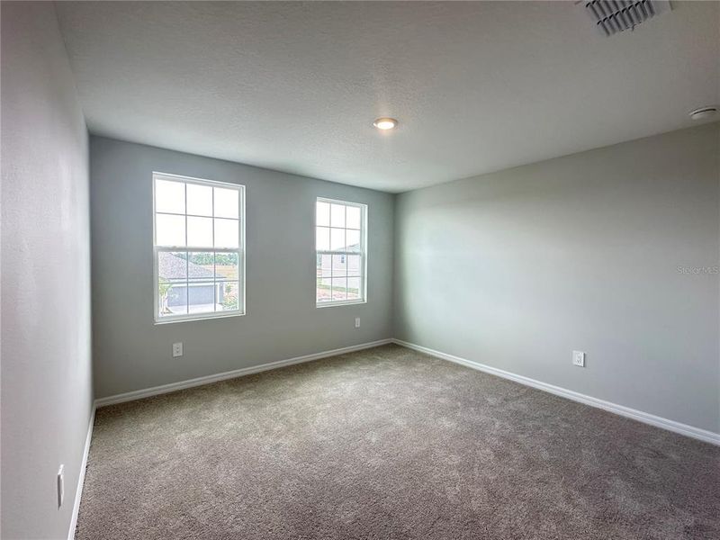 Spacious, unfurnished interior of a new home in Berry Bay, Wimauma (Image 9).