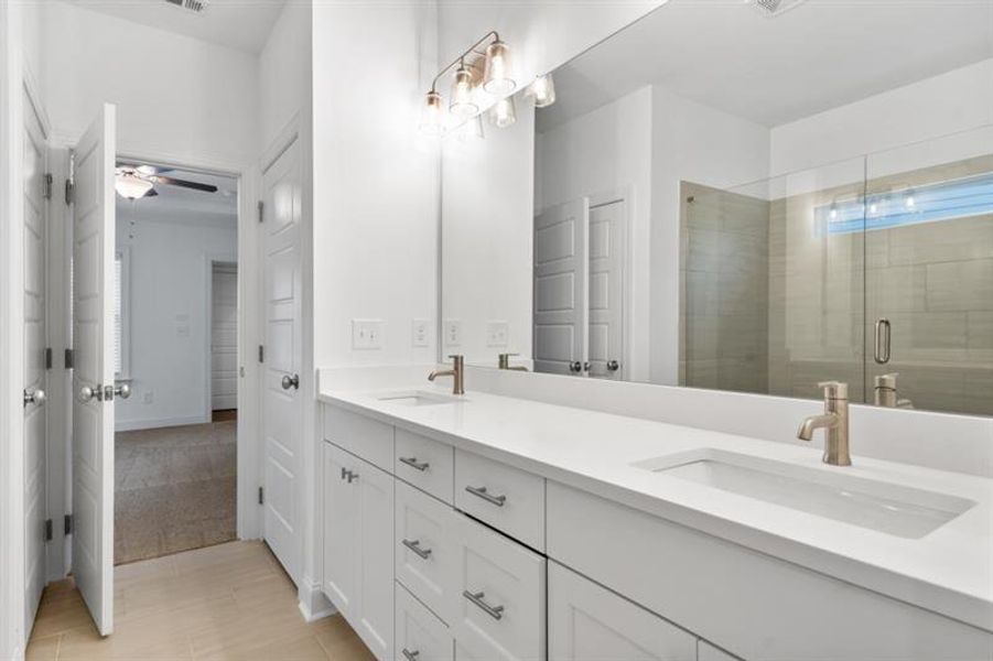 Furnished interior view inside a new home in , Athens (Image 15).