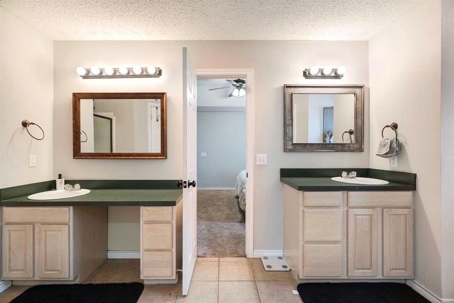 Furnished interior view inside a new home in , Reno (Image 12).