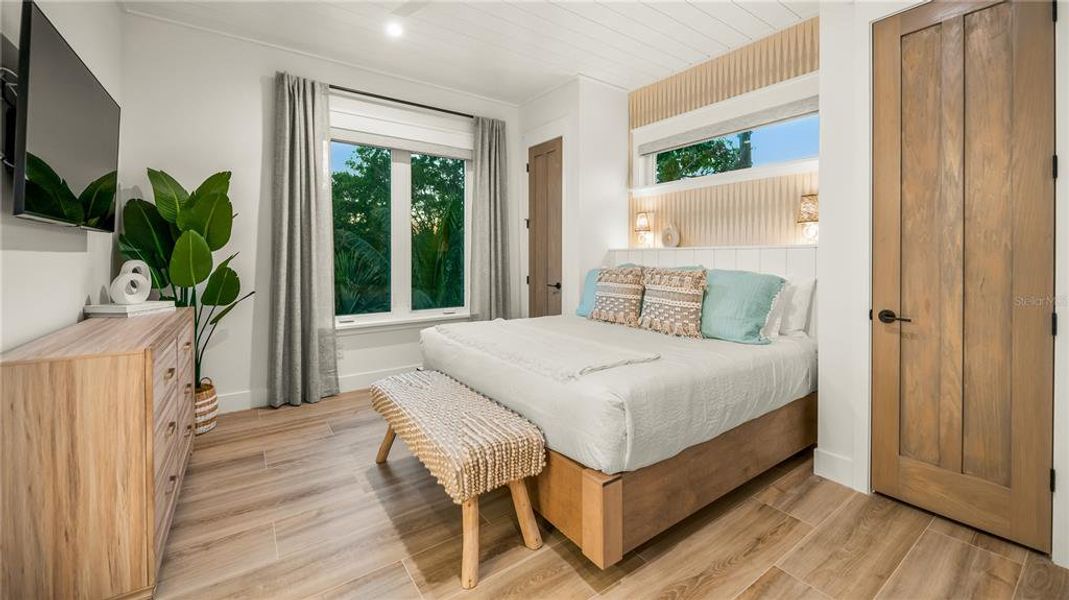 Furnished interior view inside a new home in , Sarasota (Image 71). Furnished interior view inside a new home in , Sarasota (Image 71).