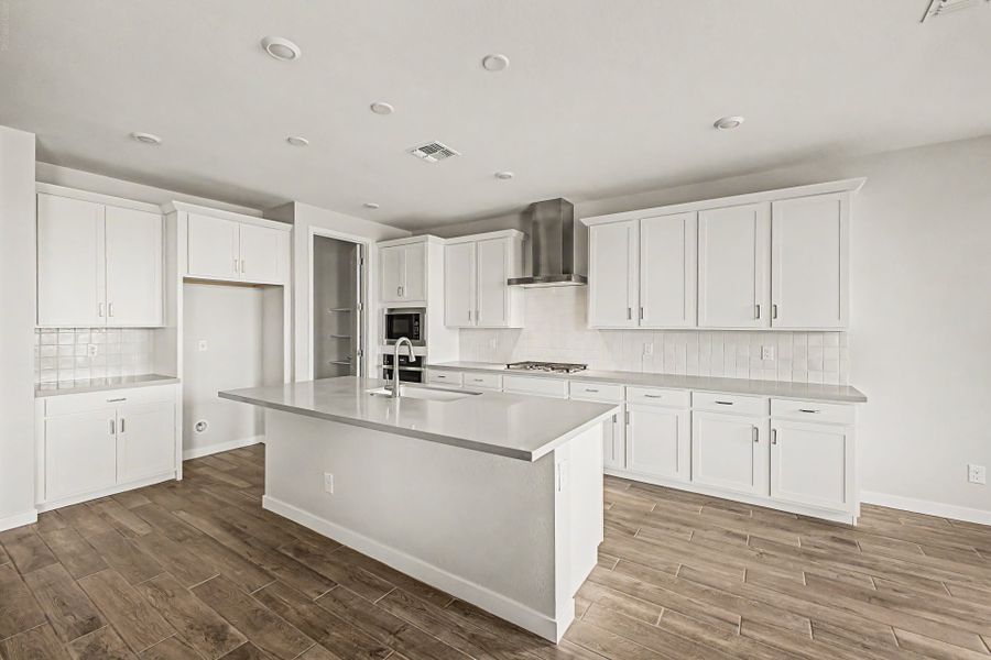 Furnished interior view inside a new home in Citrus Park, Goodyear (Image 3).