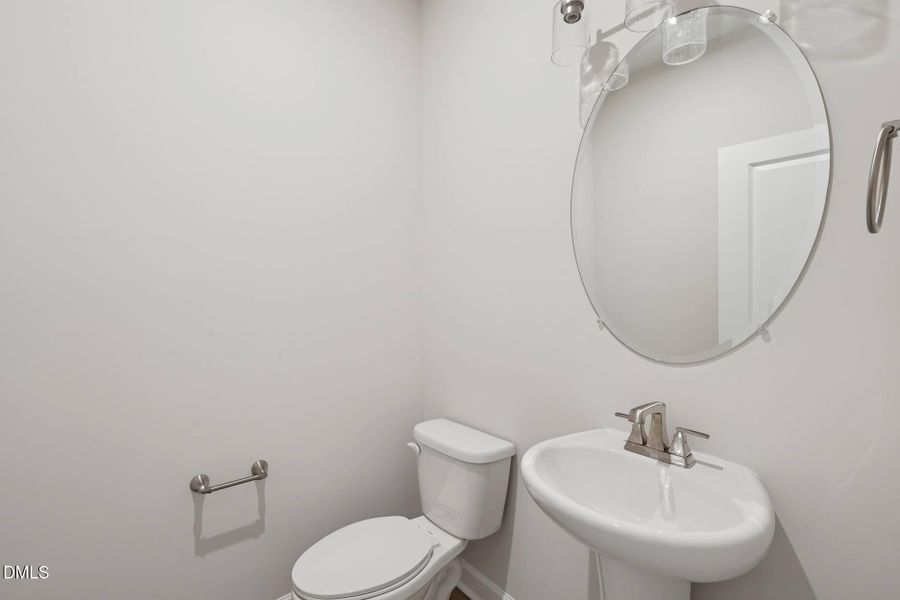 Mews 64_Powder Room_6.3.25_webready