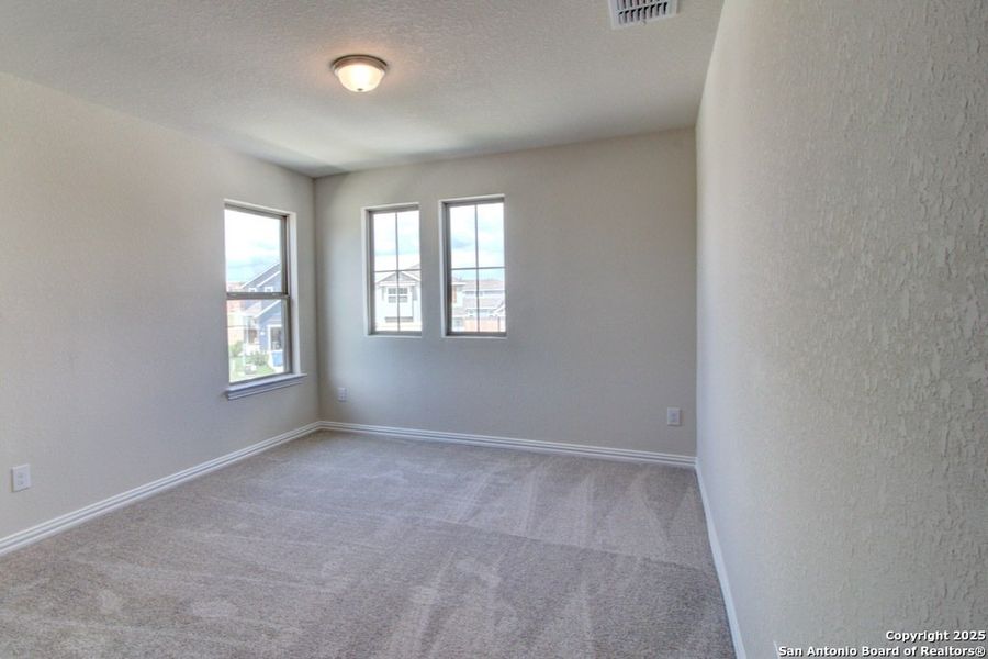 Spacious, unfurnished interior of a new home in Casinas at Gruene, New Braunfels (Image 7). Spacious, unfurnished interior of a new home in Casinas at Gruene, New Braunfels (Image 7).