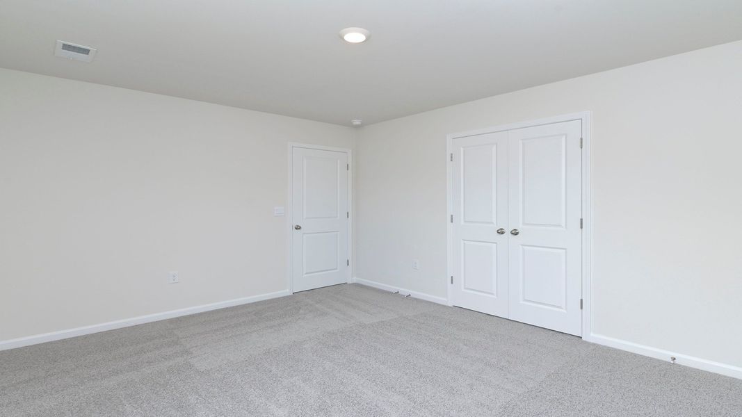 Spacious, unfurnished interior of a new home in Sease's Pond, Gilbert (Image 38). Spacious, unfurnished interior of a new home in Sease's Pond, Gilbert (Image 38).