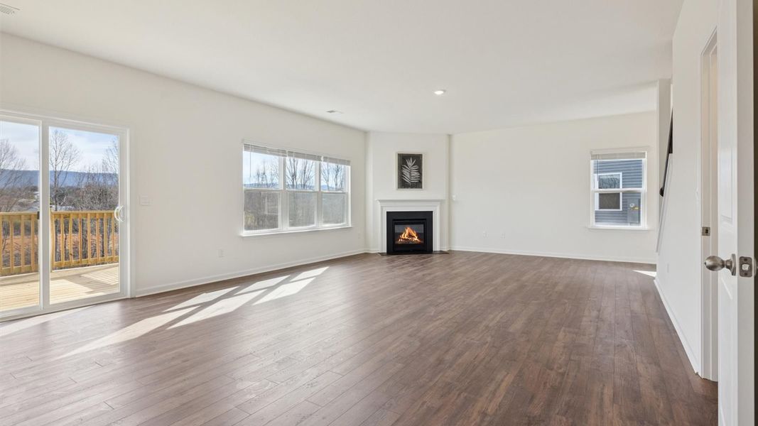 Spacious, unfurnished interior of a new home in Whispering Springs, Maryville (Image 15). Spacious, unfurnished interior of a new home in Whispering Springs, Maryville (Image 15).