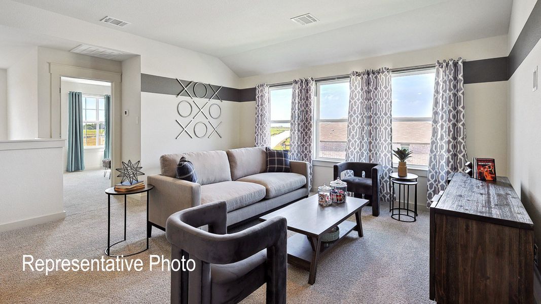 Furnished interior view inside a new home in Patriot Estates, Venus (Image 14).