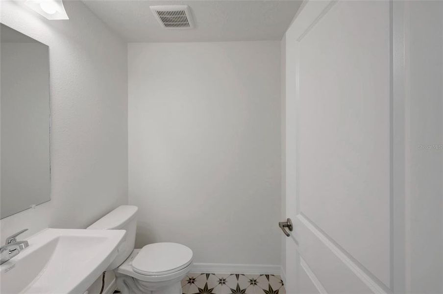 Furnished interior view inside a new home in , Apollo Beach (Image 9).
