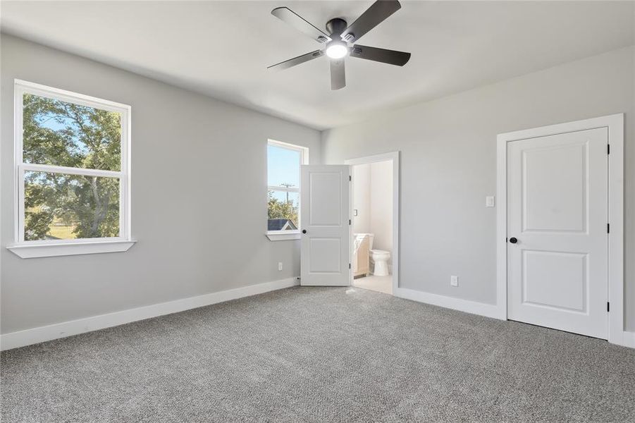 Spacious, unfurnished interior of a new home in , Cleburne (Image 29).