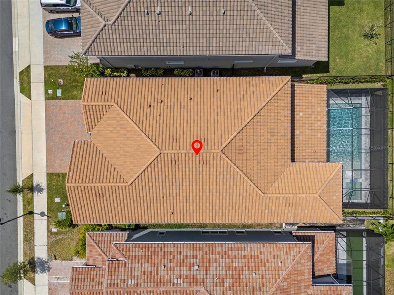 Front exterior of a new home in , Orlando, FL, highlighting curb appeal (Image 26).