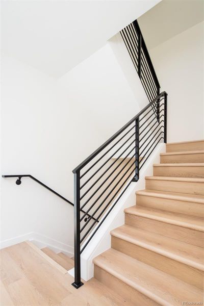 Spacious, unfurnished interior of a new home in , Denver (Image 27).