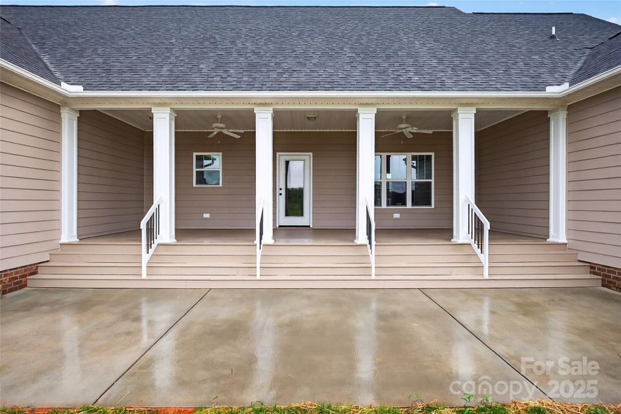 Image 32 of a home in .