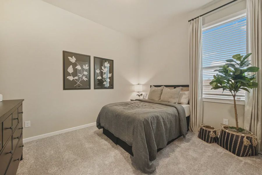 Representative furnished interior of a home built from the Lynnbrook by Chesmar Homes in The Woodlands Hills, Willis (Image 13). Representative furnished interior of a home built from the Lynnbrook by Chesmar Homes in The Woodlands Hills, Willis (Image 13).