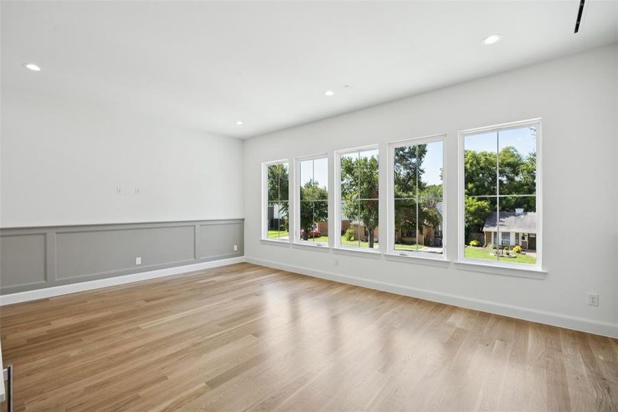 Spacious, unfurnished interior of a new home in , Dallas (Image 23).