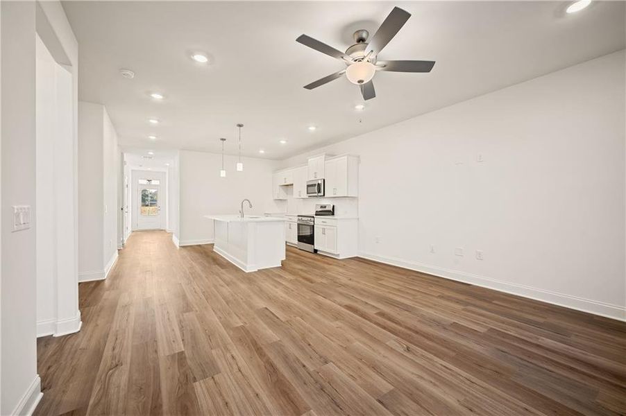 Spacious, unfurnished interior of a new home in Harmony Walk, Cartersville (Image 15). Spacious, unfurnished interior of a new home in Harmony Walk, Cartersville (Image 15).