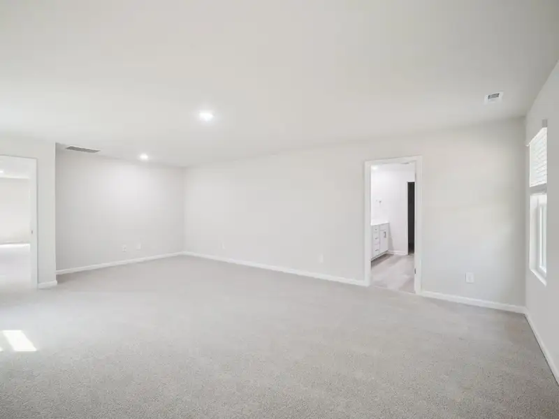 Spacious, unfurnished interior of a new home in Oak Manor - Signature Series, Garner (Image 19). Spacious, unfurnished interior of a new home in Oak Manor - Signature Series, Garner (Image 19).