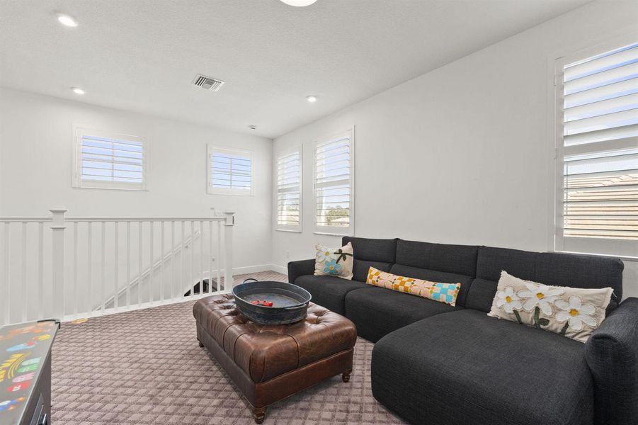 17-web-or-mls-DSC04946 17-web-or-mls-DSC04946