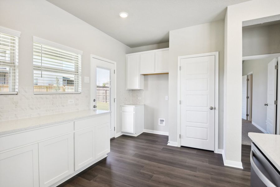 Kitchen in the Medina floorplan at a Meritage Homes community.