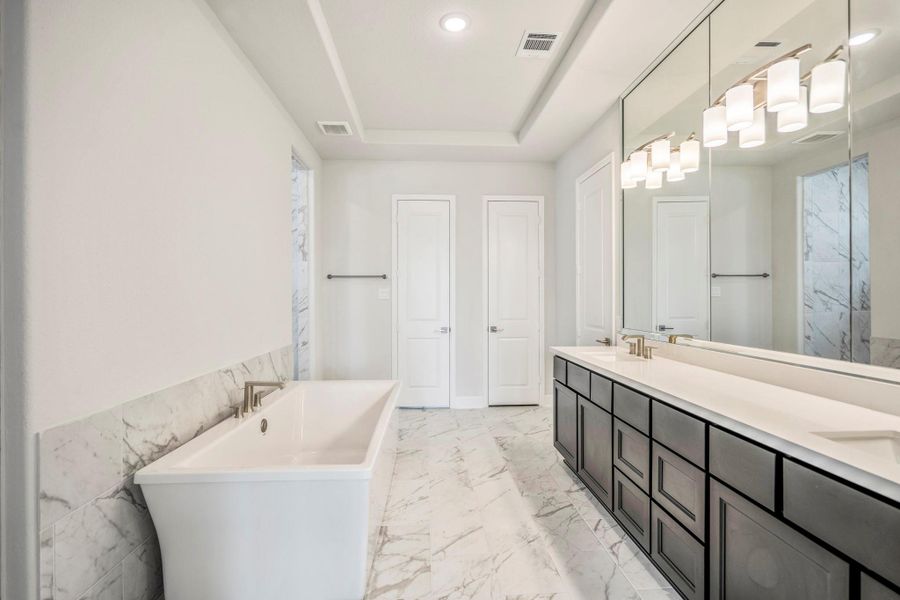 Furnished interior view inside a new home in Sienna 70' Lots, Missouri City (Image 12). Furnished interior view inside a new home in Sienna 70' Lots, Missouri City (Image 12).