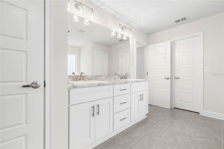 Furnished interior view inside a new home in Palm Coast, Palm Coast (Image 7).