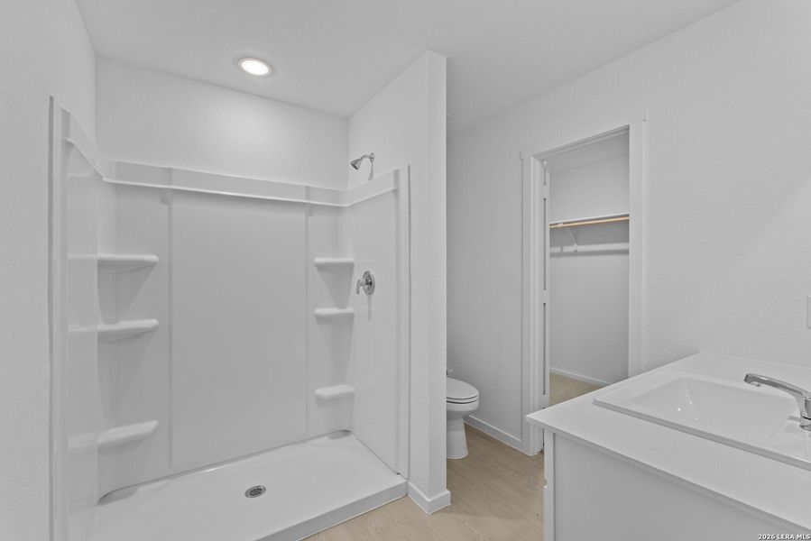 Furnished interior view inside a new home in Guadalupe Ridge, New Braunfels (Image 7).