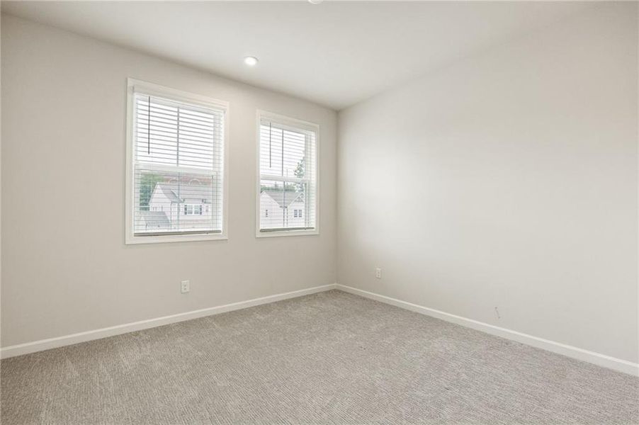 Spacious, unfurnished interior of a new home in Hillside Manor, Powder Springs (Image 46). Spacious, unfurnished interior of a new home in Hillside Manor, Powder Springs (Image 46).