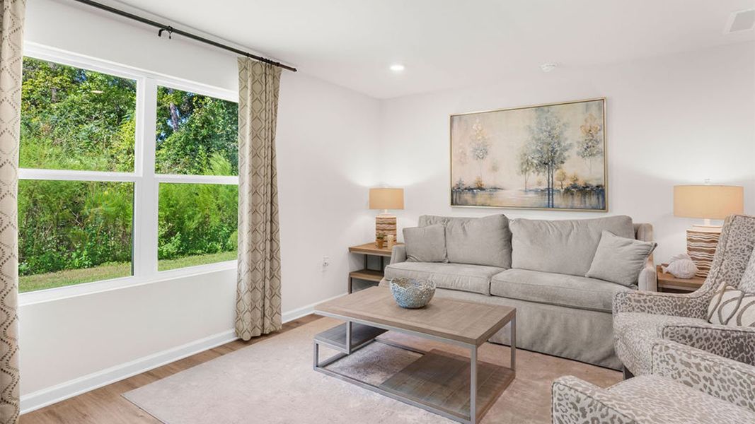 Furnished interior view inside a new home in Wesley Park, Crawfordville (Image 28).