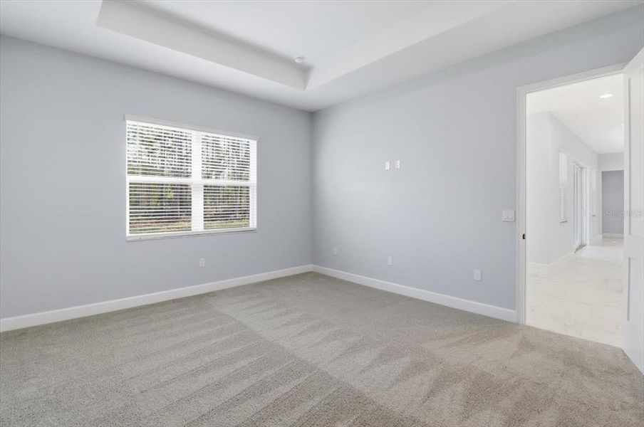 Spacious, unfurnished interior of a new home in , Beverly Hills (Image 38).