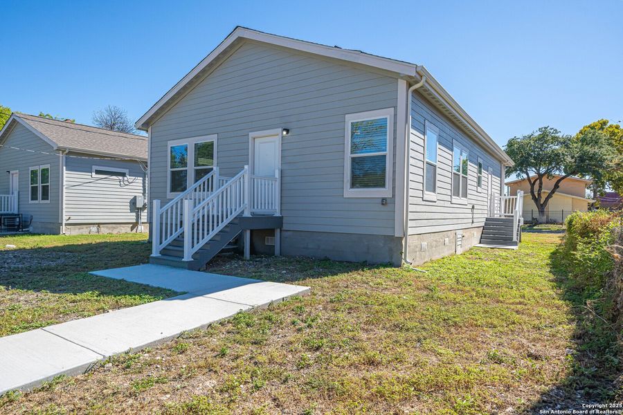 Exterior details and patio area of a home in , San Antonio (Image 16). Exterior details and patio area of a home in , San Antonio (Image 16).