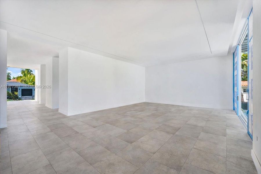 Spacious, unfurnished interior of a new home in , North Bay Village (Image 14).