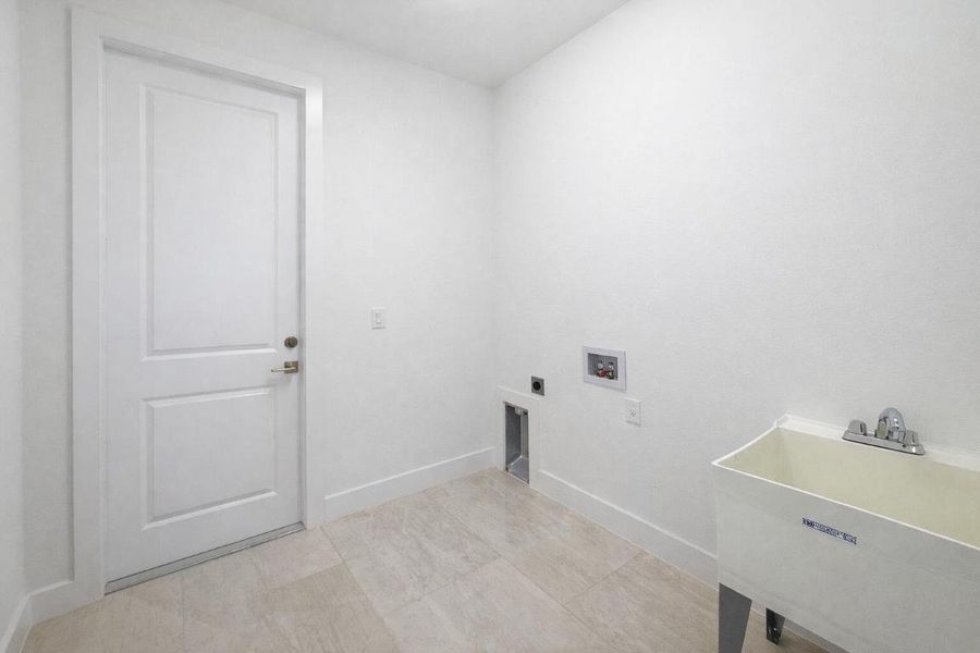 211 NW 25th Ave Cape Coral FL (7)