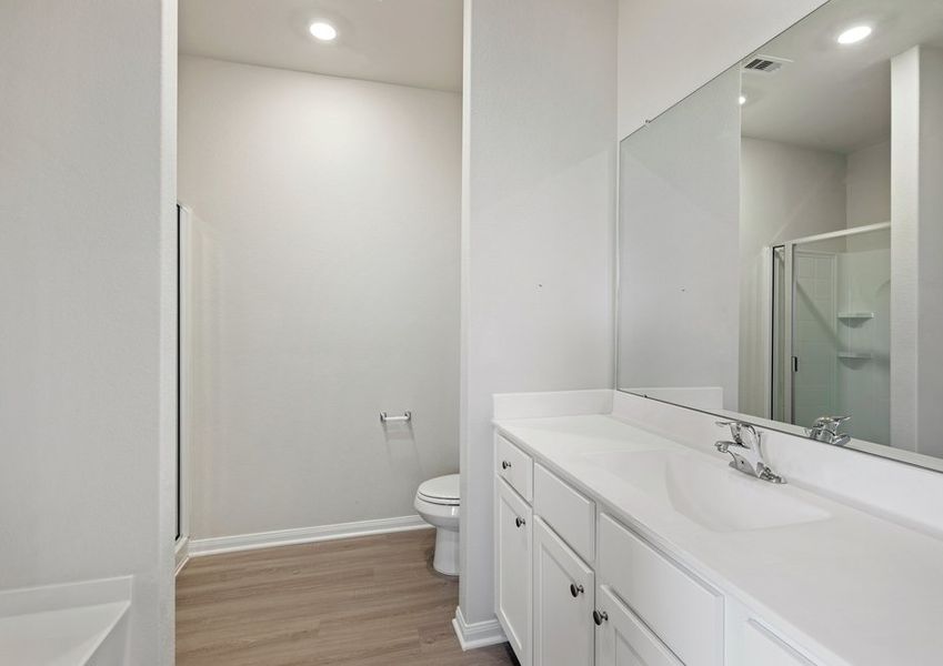 Spacious vanity in the master bathroom Spacious vanity in the master bathroom